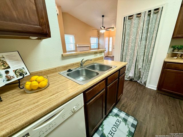 3420 Ridge Smoke, San Antonio, TX 78247