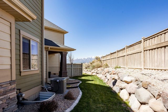 4043 E OAKLAND HILLS DR, Eagle Mountain, UT 84005