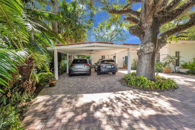 14345 SW 72nd Ct, Palmetto Bay, FL 33158