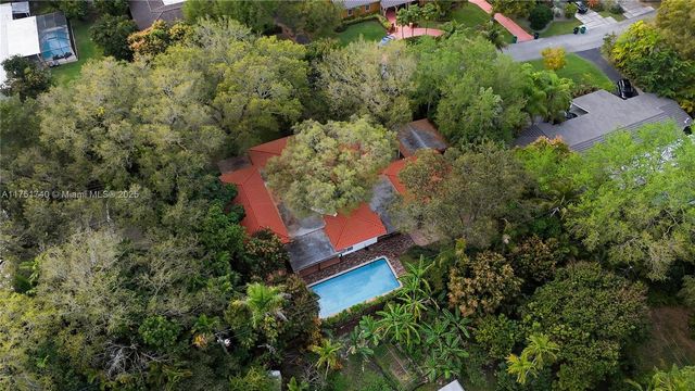 14345 SW 72nd Ct, Palmetto Bay, FL 33158