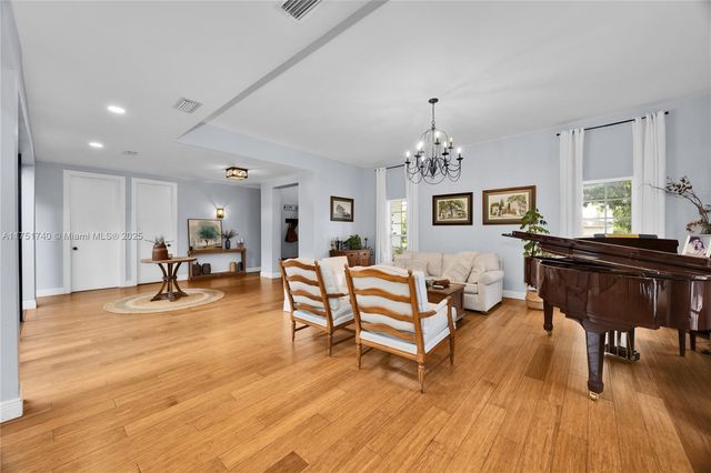 14345 SW 72nd Ct, Palmetto Bay, FL 33158