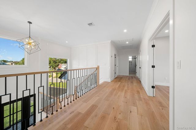 99 Slate Lane, Levittown, NY 11756