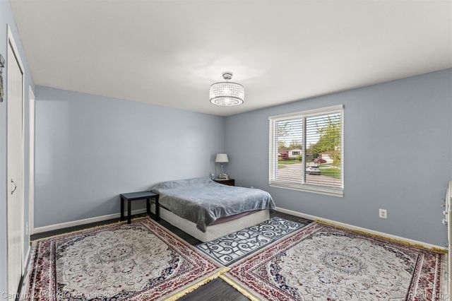 45561 Edgewood Court, Canton Charter Township, MI 48187