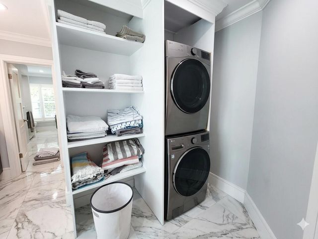 75 Venetian Drive D-11, Delray Beach, FL 33483