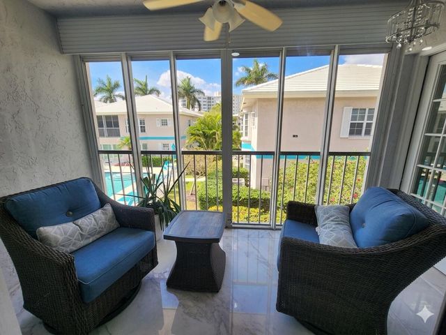 75 Venetian Drive D-11, Delray Beach, FL 33483
