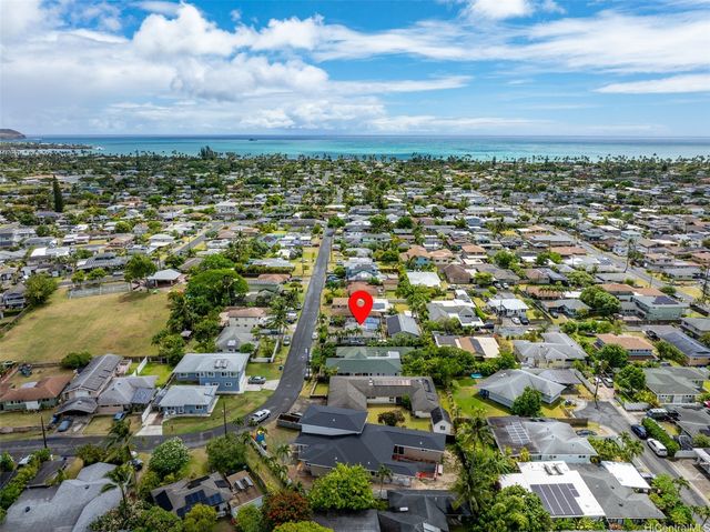 433 Kaimake Loop A, Kailua, HI 96734