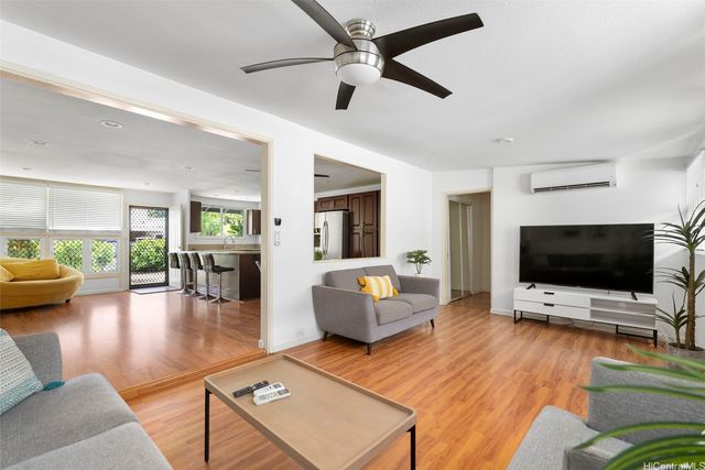 433 Kaimake Loop A, Kailua, HI 96734