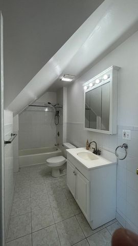 16 Gould Ave 2, Malden, MA 02148