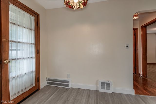 306 E 323rd Street, Willowick, OH 44095