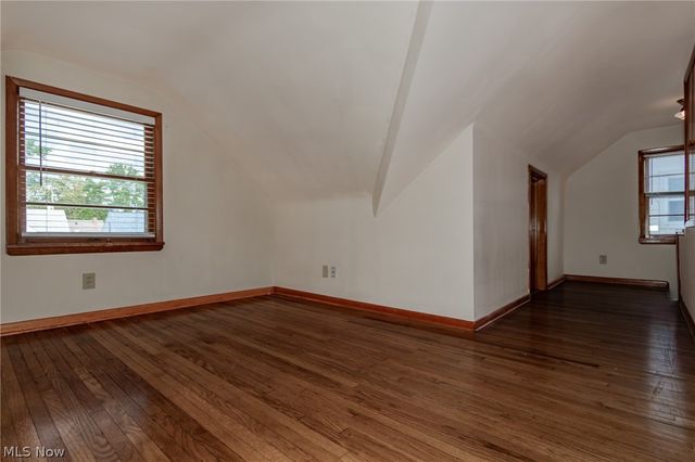 306 E 323rd Street, Willowick, OH 44095