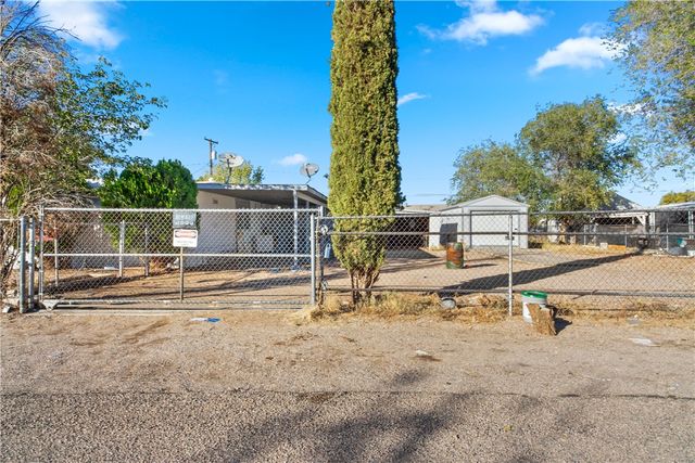 3773 E Lum Avenue, Kingman, AZ 86409