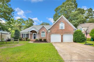 1199 Hunters Trail, Hope Mills, NC 28348