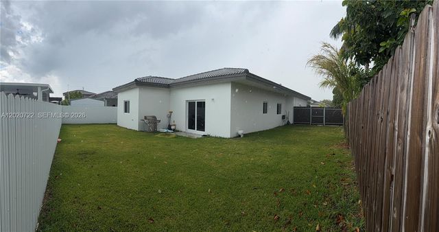 11602 SW 240th St, Homestead, FL 33032