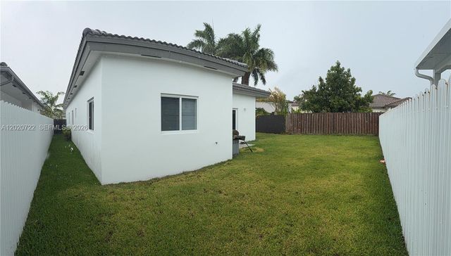 11602 SW 240th St, Homestead, FL 33032