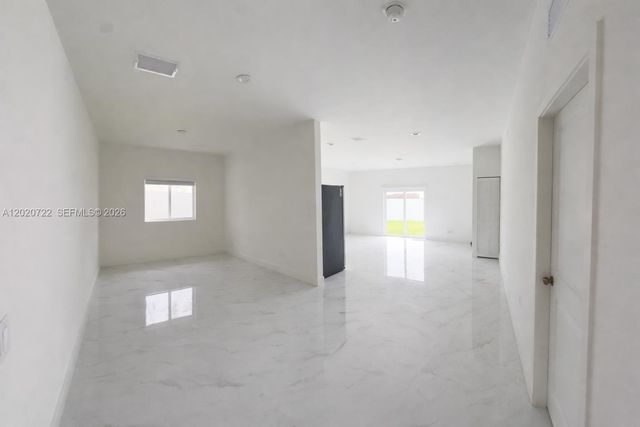 11602 SW 240th St, Homestead, FL 33032