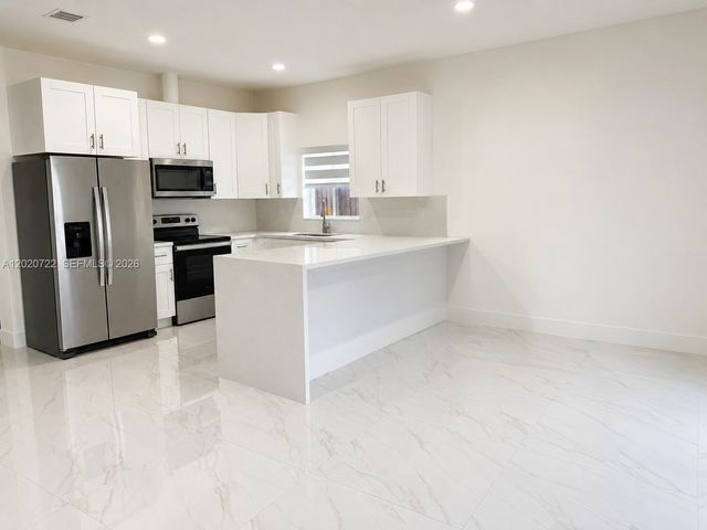 11602 SW 240th St, Homestead, FL 33032