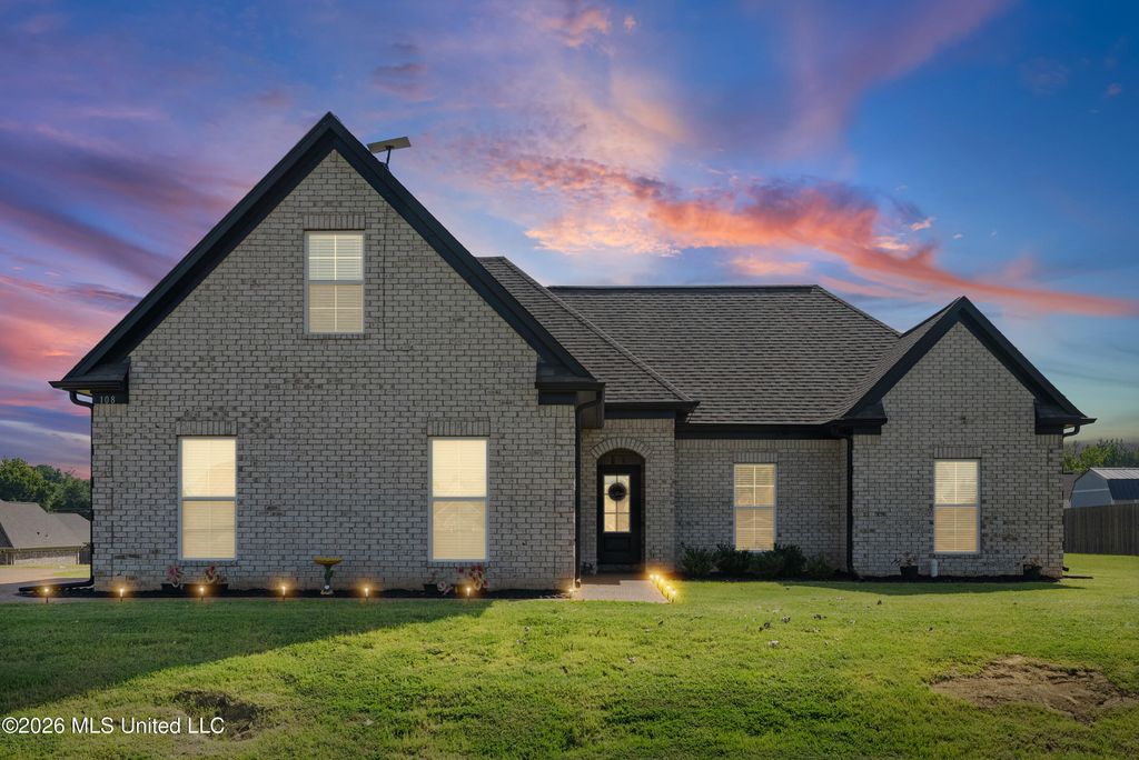 108 Honor Cove, Senatobia, MS 38668 — photo 2