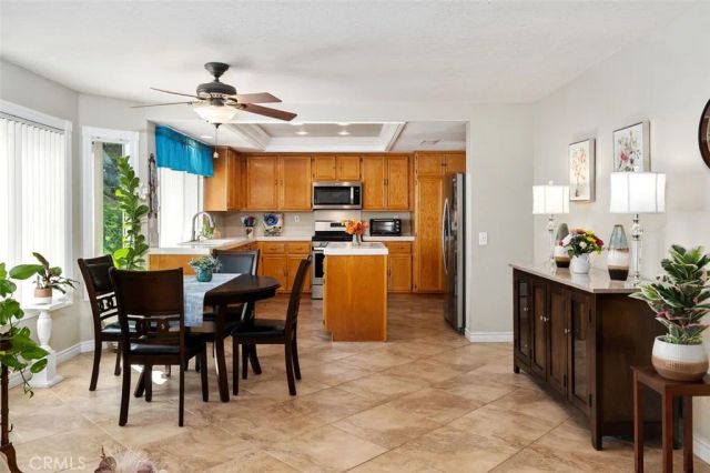 305 Mission Grove North, Riverside, CA 92506