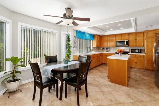 305 Mission Grove North, Riverside, CA 92506