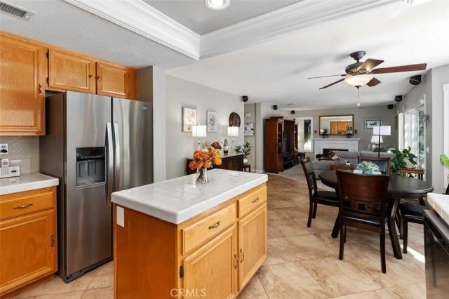 305 Mission Grove North, Riverside, CA 92506