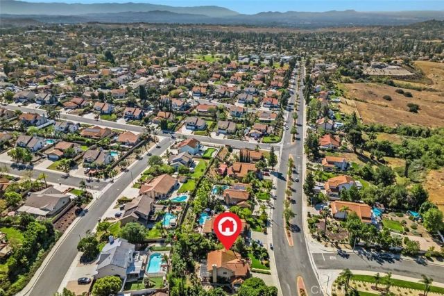 305 Mission Grove North, Riverside, CA 92506