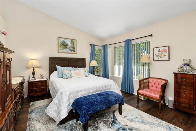 305 Mission Grove North, Riverside, CA 92506