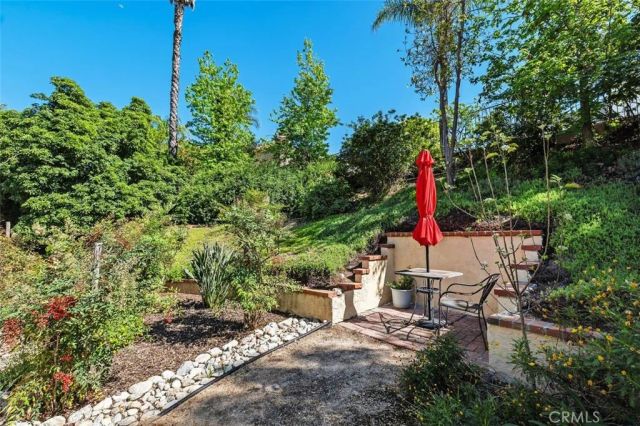 305 Mission Grove North, Riverside, CA 92506