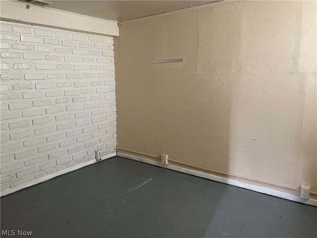 2213 Wyandotte Avenue, Lakewood, OH 44107