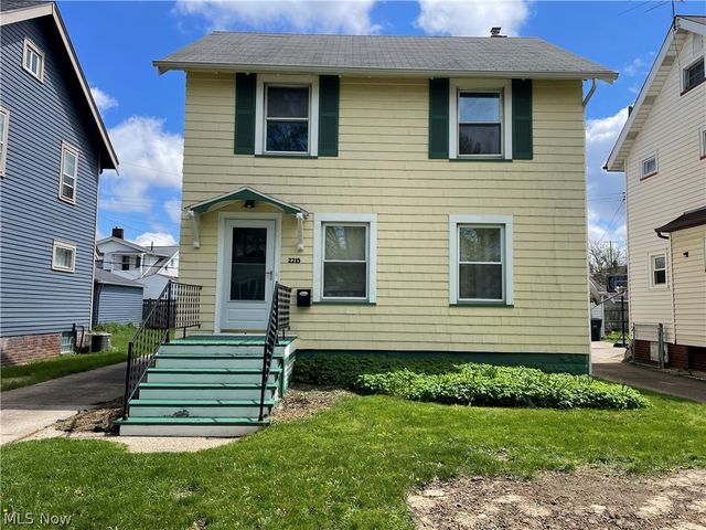 2213 Wyandotte Avenue, Lakewood, OH 44107