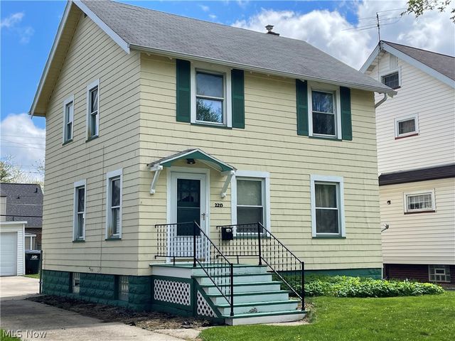 2213 Wyandotte Avenue, Lakewood, OH 44107