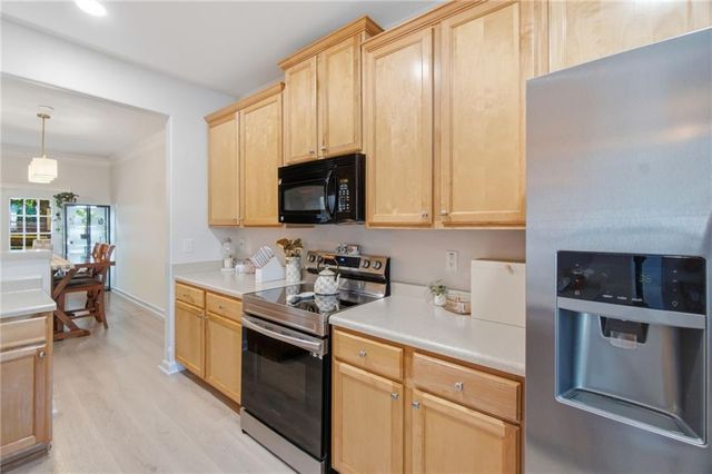 5221 Timber Hills Drive, Oakwood, GA 30566