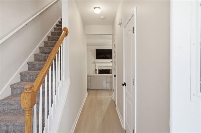 5221 Timber Hills Drive, Oakwood, GA 30566