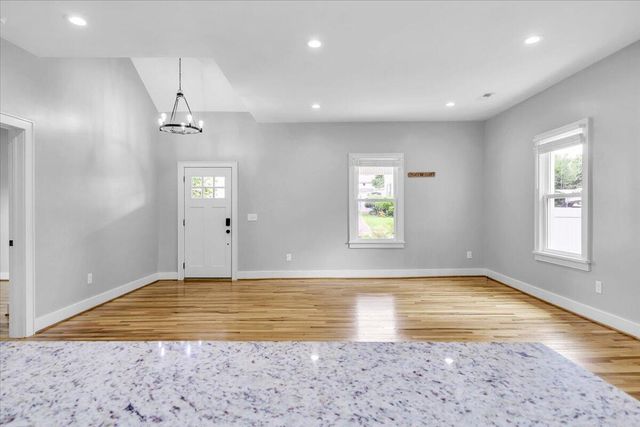 N 323 Blair ST, Vinton, VA 24179