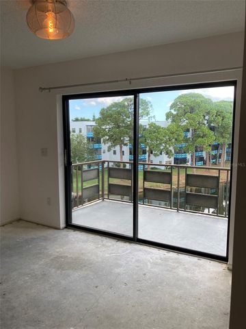7975 58TH AVENUE N 408, St Petersburg, FL 33709