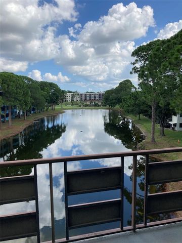 7975 58TH AVENUE N 408, St Petersburg, FL 33709