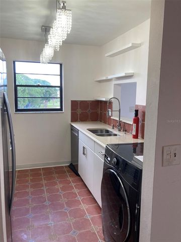 7975 58TH AVENUE N 408, St Petersburg, FL 33709