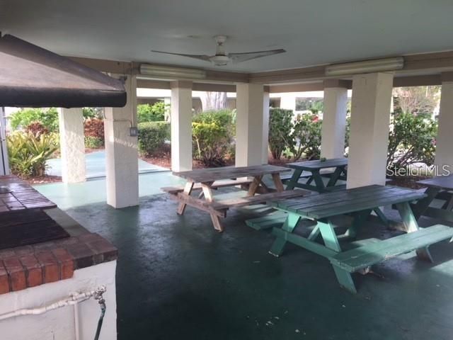 7975 58TH AVENUE N 408, St Petersburg, FL 33709