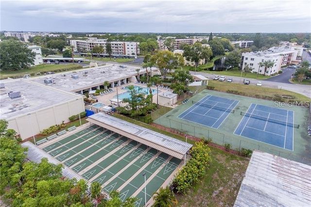 7975 58TH AVENUE N 408, St Petersburg, FL 33709