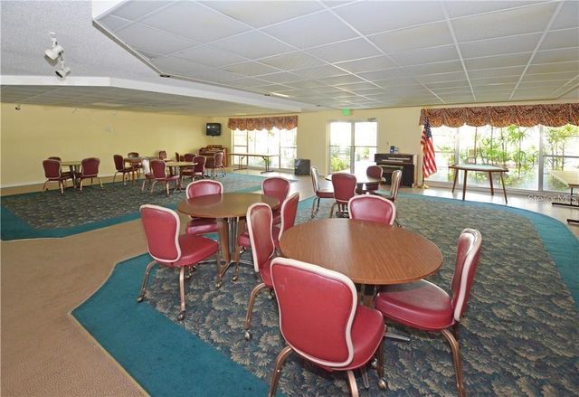 7975 58TH AVENUE N 408, St Petersburg, FL 33709