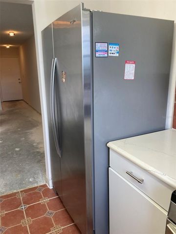7975 58TH AVENUE N 408, St Petersburg, FL 33709