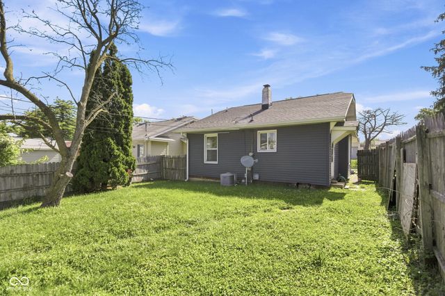 140 N 6th Avenue, Beech Grove, IN 46107