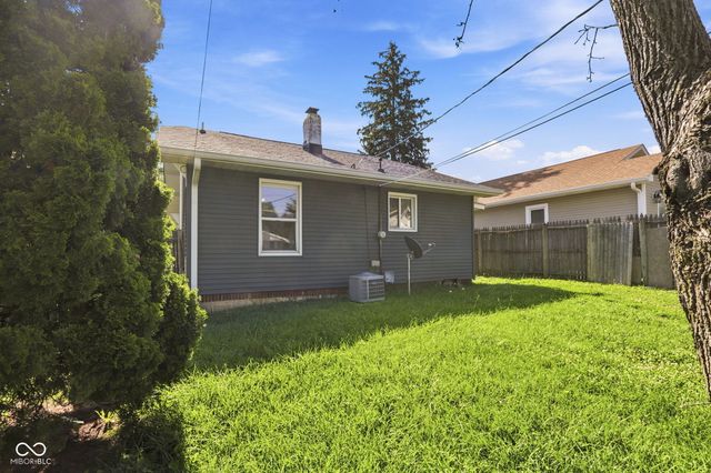 140 N 6th Avenue, Beech Grove, IN 46107