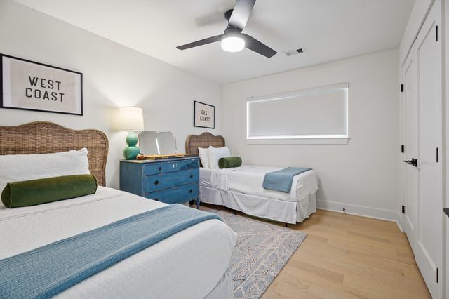 18 Colony Park Circle, Galveston, TX 77551