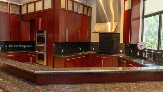 6200 SW 97th Ave, Miami, FL 33173