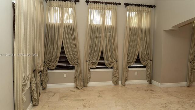 6200 SW 97th Ave, Miami, FL 33173