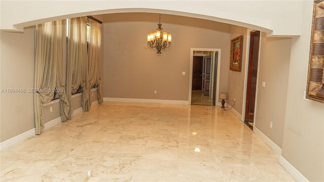 6200 SW 97th Ave, Miami, FL 33173