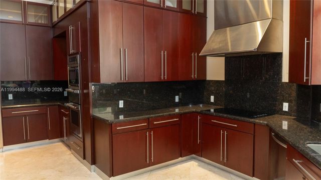 6200 SW 97th Ave, Miami, FL 33173