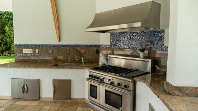 6200 SW 97th Ave, Miami, FL 33173