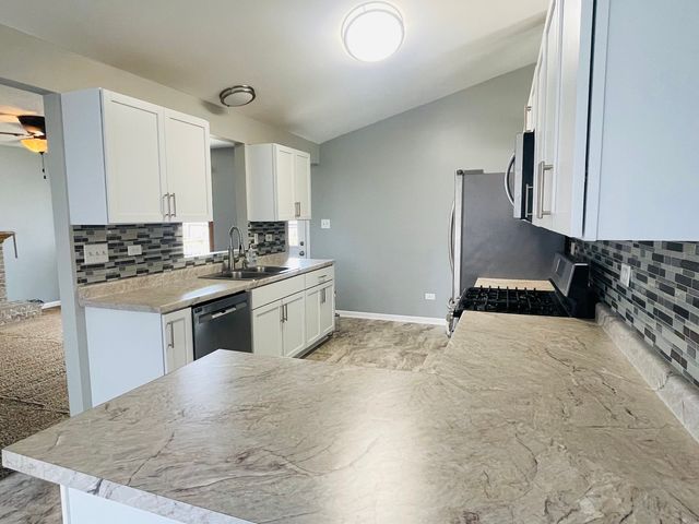 6906 Townsend Boulevard, Plainfield, IL 60586