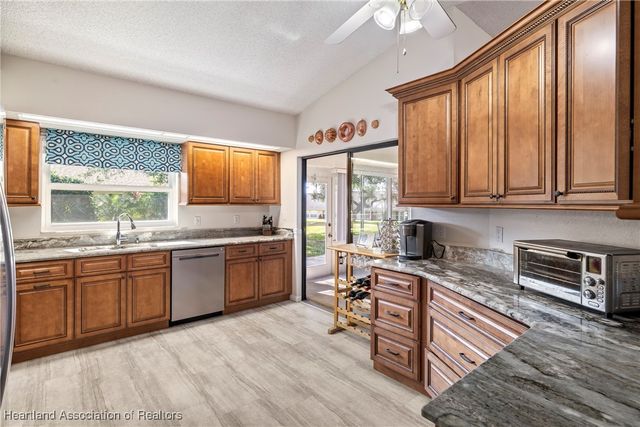 21 Chestnut Trail, Lake Placid, FL 33852